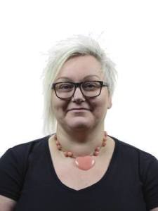 Staff_Sharon_Dickens-300x400